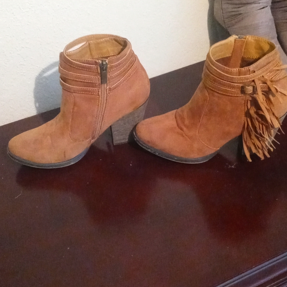 Bamboo boots